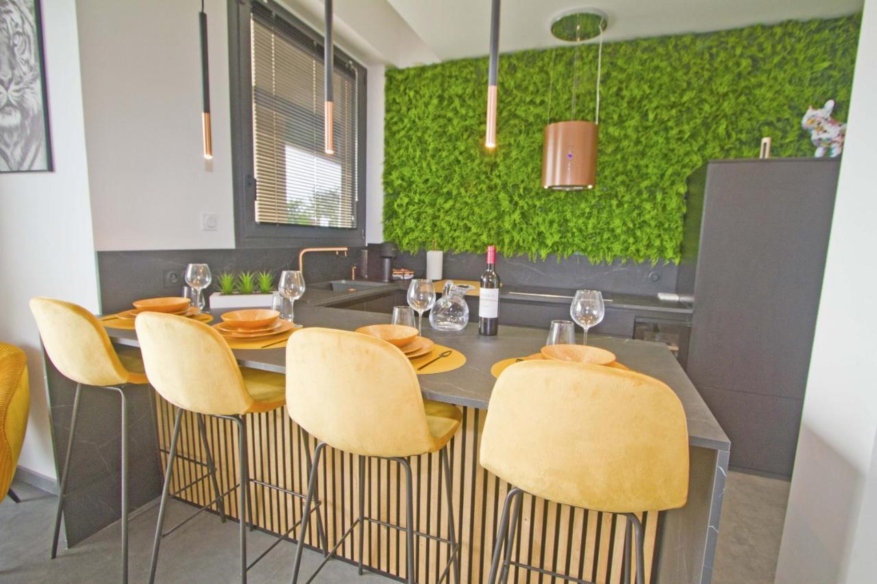 Appartement Luxury Garden Jacuzzi Promenade *